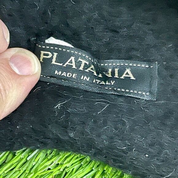 Platania Wool Blend Head Wrap with floral accent. One size. - Picture 5 of 8